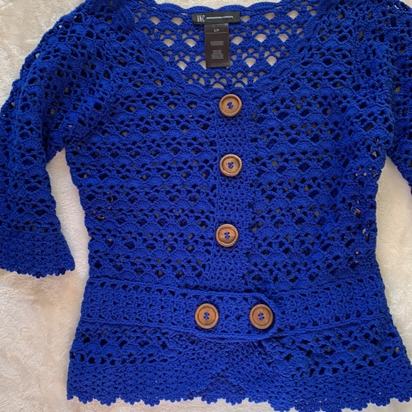 NWOT Inc Royal Blue Crochet Sweater Size Small - Picture 3 of 5
